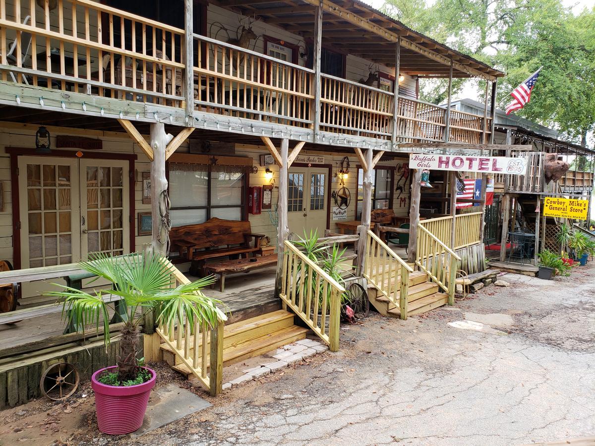 Buffalo Girls Hotel Canton Exterior photo